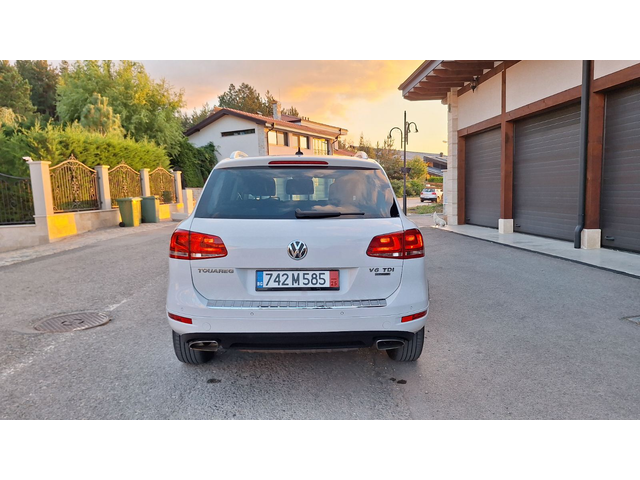 VW Touareg, 2014 г., 230785 км, 0 к.с. - автомобили, коли, обяви за нови и употребявани 7