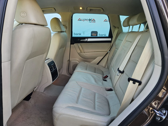 VW Touareg 3.0TDI-240кс= 8СКОРОСТИ= 4x4= LED= ПОДГРЕВ= НАВИ - автомобили, коли, обяви за нови и употребявани 8