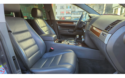 VW Touareg 3.0 Navig/Klimatronik/Avtomat/Facelift - автомобили, коли, обяви за нови и употребявани 11