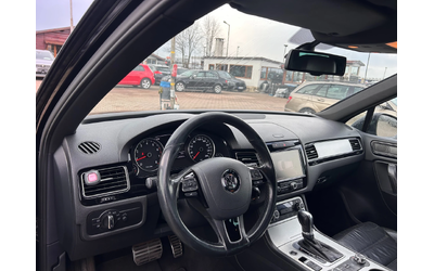 VW Touareg 3.0i HYBRID AVTOMAT/NAVI/KOJA/KAMERA - автомобили, коли, обяви за нови и употребявани 10