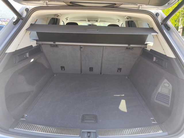 VW Touareg 3.0TDi* 4X4* VIRTUAL * ПОДГРЕВ*  LED* КОЖА* CARPLA - автомобили, коли, обяви за нови и употребявани 13