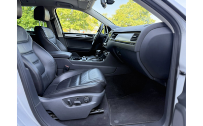 VW Touareg 3.0 TDI Сервизна история НЕ Е НА ВЪЗДУХ - автомобили, коли, обяви за нови и употребявани 7