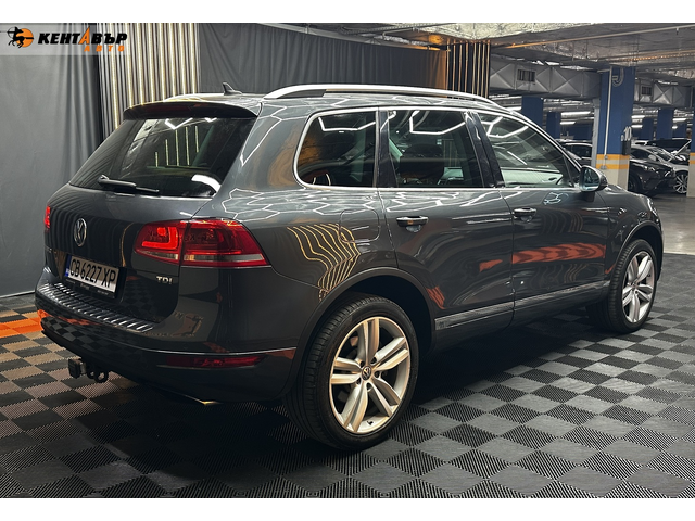 VW Touareg 3.0TDI - автомобили, коли, обяви за нови и употребявани 4