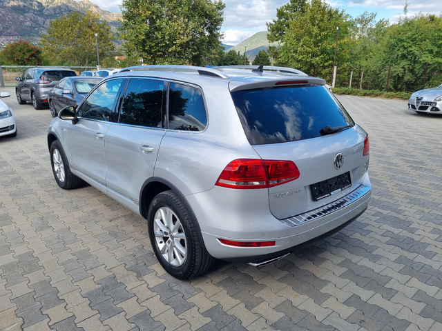 VW Touareg 3.0TDi-8 СКОРОСТИ * ОБСЛУЖЕН* ТОП СЪСТОЯНИЕ! - автомобили, коли, обяви за нови и употребявани 3