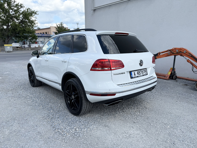 VW Touareg 3.0TDI TOP - автомобили, коли, обяви за нови и употребявани 2