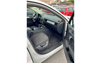 VW Touareg 3.0TDI TOP - автомобили, коли, обяви за нови и употребявани 6