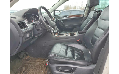 VW TOUAREG 3.6L 6 All Wheel Drive - автомобили, коли, обяви за нови и употребявани 6