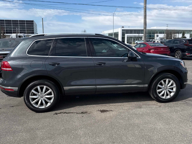 VW TOUAREG 3.6L 6cyl AWD - автомобили, коли, обяви за нови и употребявани 2