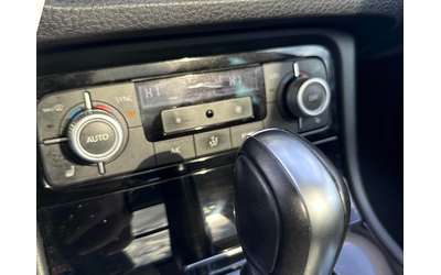 VW TOUAREG 3.6L 6cyl AWD - автомобили, коли, обяви за нови и употребявани 9