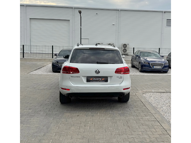 VW Touareg 3.0TDi Подгрев/Панорама - автомобили, коли, обяви за нови и употребявани 4
