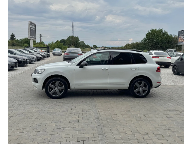VW Touareg 3.0TDi Подгрев/Панорама - автомобили, коли, обяви за нови и употребявани 6