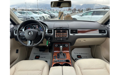 VW Touareg 3.0TDI* 239kc* BLUEMOTION* NAVI* LED* TOP* - автомобили, коли, обяви за нови и употребявани 7