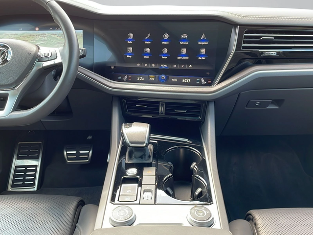 VW Touareg V8 TDI - автомобили, коли, обяви за нови и употребявани 6