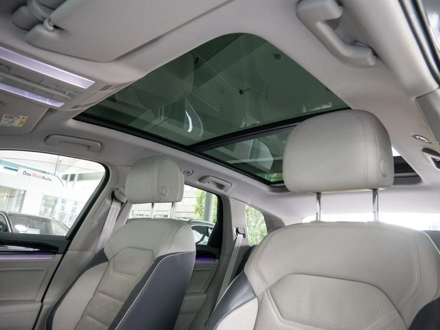 VW Touareg 3.0 V6 TDI - автомобили, коли, обяви за нови и употребявани 13