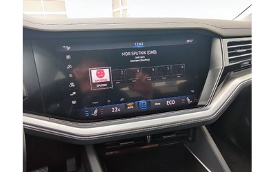 VW Touareg 3.0 TDI R-LINE 4M - автомобили, коли, обяви за нови и употребявани 9