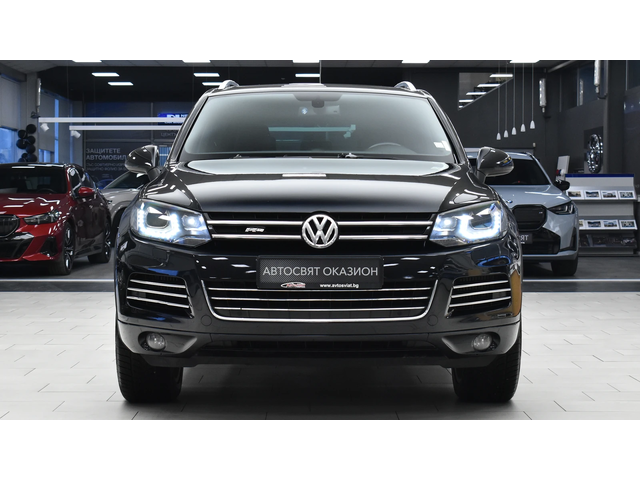 VW Touareg 3.0 TDI V6 4MOTION Automatic - автомобили, коли, обяви за нови и употребявани 1