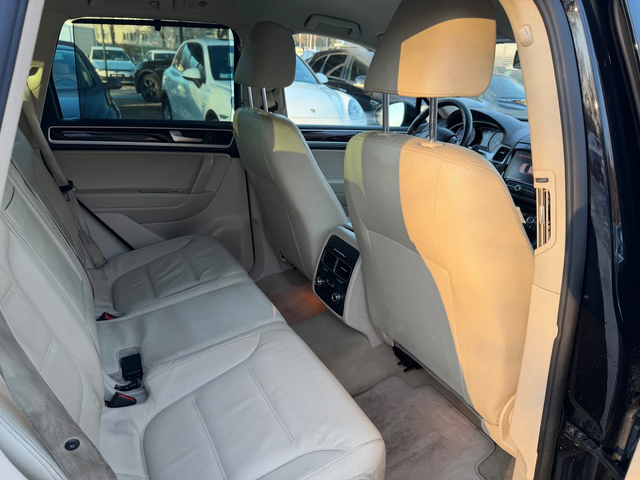 VW Touareg 3.0TDI 239k.c. 170хил.км. - автомобили, коли, обяви за нови и употребявани 11