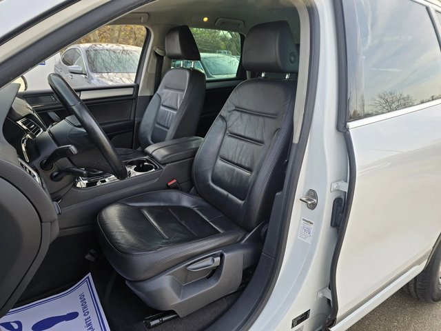 VW Touareg 3.0TDI 245к.с 4х4 Топ състояние - автомобили, коли, обяви за нови и употребявани 8