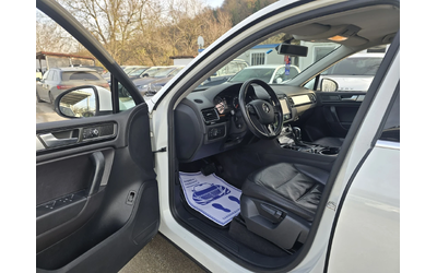 VW Touareg 3.0TDI 245к.с 4х4 Топ състояние - автомобили, коли, обяви за нови и употребявани 9