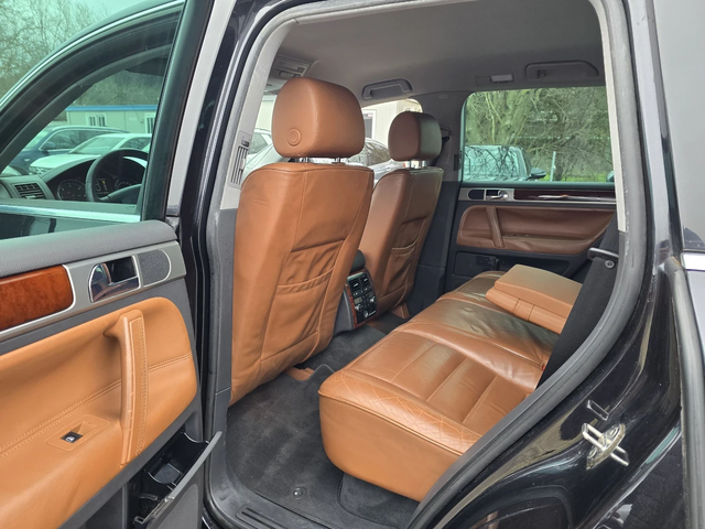 VW Touareg 3.0TDI 224к.с  4x4 Топ състояние - автомобили, коли, обяви за нови и употребявани 10