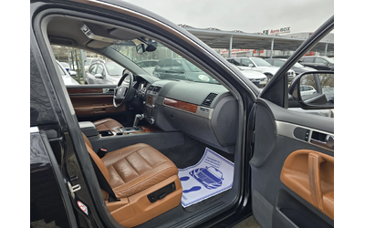 VW Touareg 3.0TDI 224к.с  4x4 Топ състояние - автомобили, коли, обяви за нови и употребявани 12