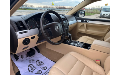 VW Touareg 3.0TDI-224-NAVI-ITALIA - автомобили, коли, обяви за нови и употребявани 12