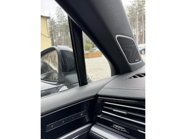 VW Touareg R-LINE - автомобили, коли, обяви за нови и употребявани 16