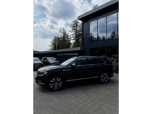 VW Touareg V6 - автомобили, коли, обяви за нови и употребявани 3
