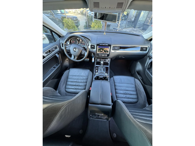 VW Touareg - автомобили, коли, обяви за нови и употребявани 12