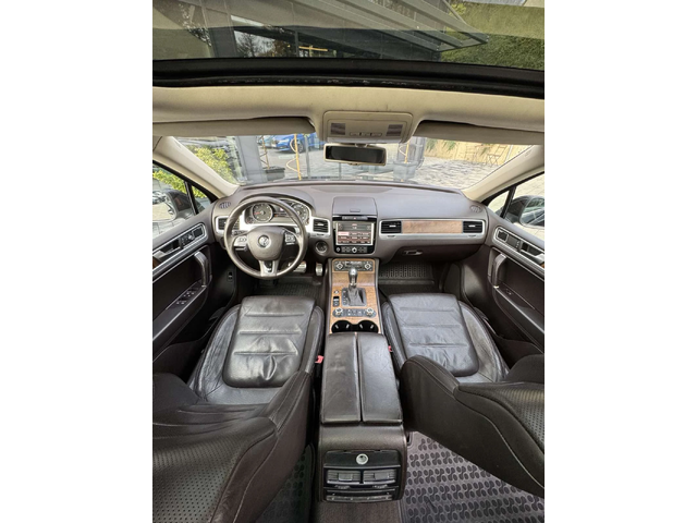 VW Touareg R-LINE - автомобили, коли, обяви за нови и употребявани 12