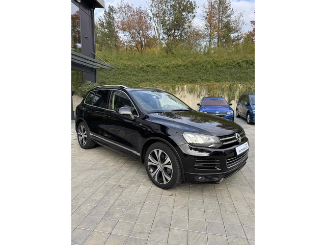 VW Touareg R-LINE - автомобили, коли, обяви за нови и употребявани 1