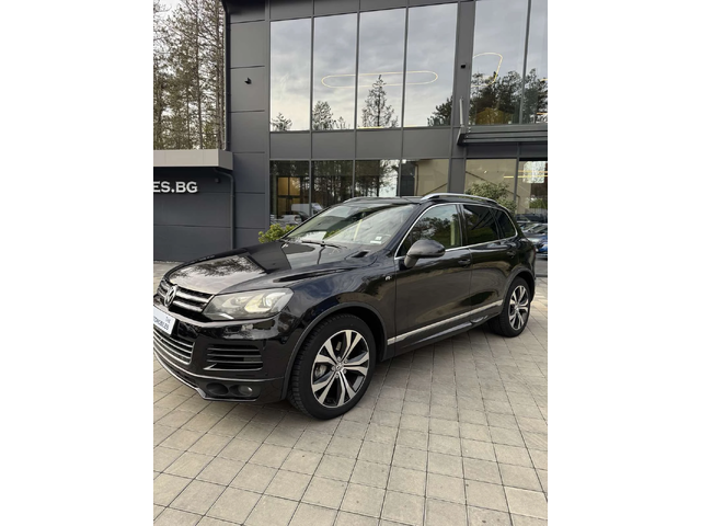 VW Touareg R-LINE - автомобили, коли, обяви за нови и употребявани 2