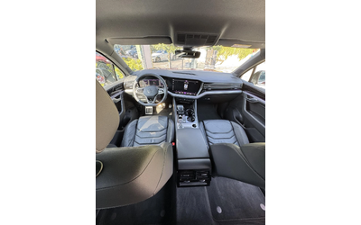 VW Touareg R-LINE - автомобили, коли, обяви за нови и употребявани 12