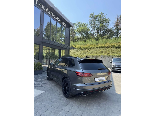 VW Touareg R-LINE - автомобили, коли, обяви за нови и употребявани 5