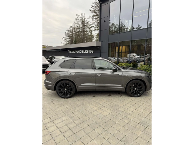 VW Touareg R-LINE - автомобили, коли, обяви за нови и употребявани 7