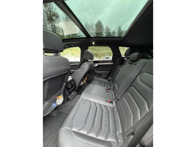 VW Touareg R-LINE - автомобили, коли, обяви за нови и употребявани 8