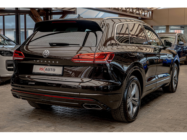 VW Touareg 4.0TDI/Rline/Обдухване/Камера/4Motion/Амбиент - автомобили, коли, обяви за нови и употребявани 4