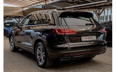vw-touareg-4-0tdi-rline-obduhvane-kamera-4motion-ambient - 5