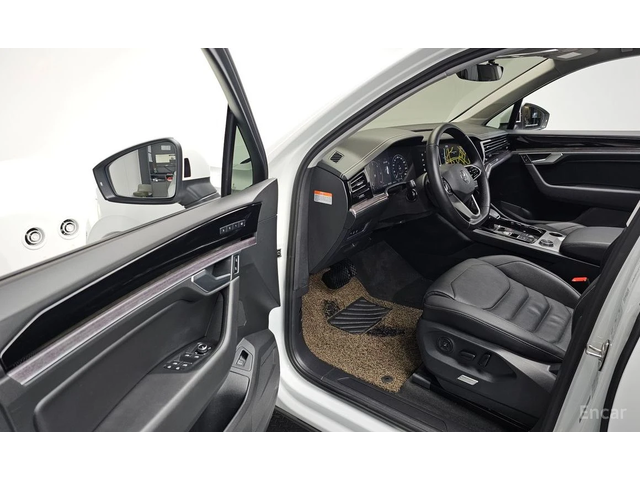 VW Touareg * 3.0TDI* PREMIUM* FULL* КРАЙНА ЦЕНА* - автомобили, коли, обяви за нови и употребявани 10