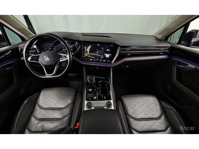 VW Touareg * КОЖА* ПОДГРЕВ* NAVI* PANORAMA* LED* - автомобили, коли, обяви за нови и употребявани 6