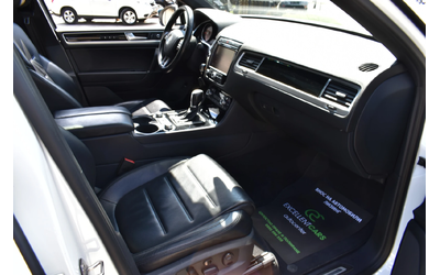 VW Touareg 3.0TDI* R-LINE - автомобили, коли, обяви за нови и употребявани 12