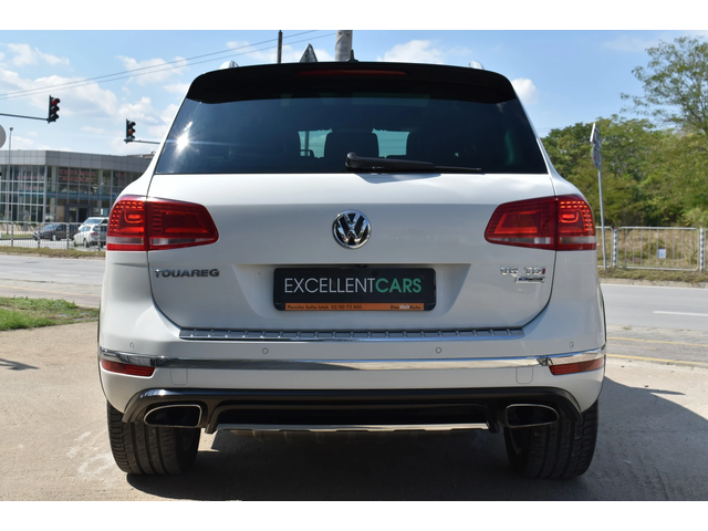 VW Touareg 3.0TDI* R-LINE - автомобили, коли, обяви за нови и употребявани 5