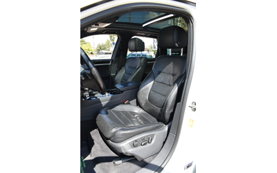 VW Touareg 3.0TDI* R-LINE - автомобили, коли, обяви за нови и употребявани 9