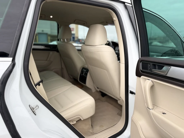 VW Touareg V6 Sport * АвтоКредит * (Цена до БГ) - автомобили, коли, обяви за нови и употребявани 14