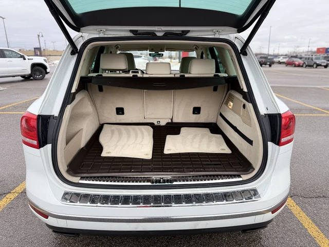 VW Touareg V6 Sport * АвтоКредит * (Цена до БГ) - автомобили, коли, обяви за нови и употребявани 8