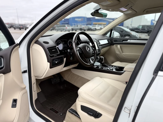 VW Touareg V6 Sport * АвтоКредит * (Цена до БГ) - автомобили, коли, обяви за нови и употребявани 9