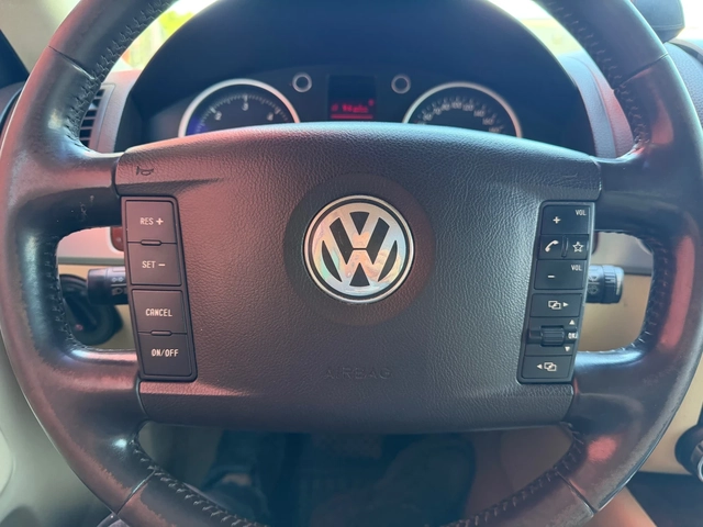 VW Touareg 3.0D* АВТОМАТИК* КОЖА* НА* ПРУЖИНИ* Обслужен - автомобили, коли, обяви за нови и употребявани 15