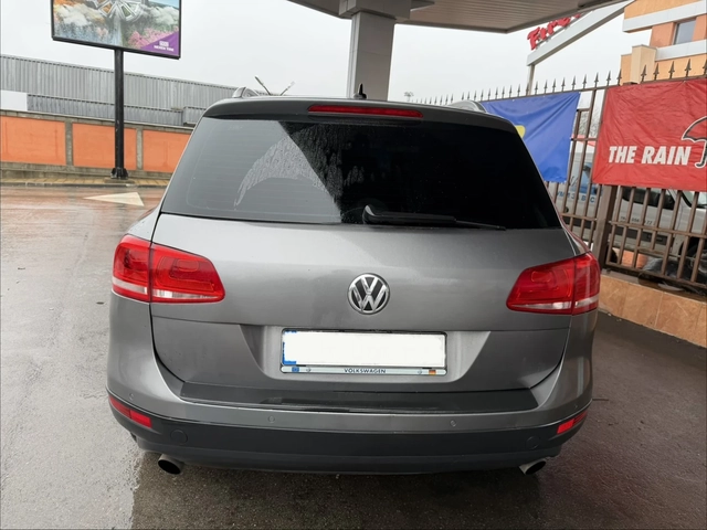 VW Touareg 3.0D* На* Пружини* LED - автомобили, коли, обяви за нови и употребявани 6