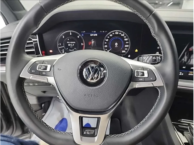 VW Touareg 3.0 V6 TDI / R-lline / 360 КАМЕРИ / ПАНОРАМА /FULL - автомобили, коли, обяви за нови и употребявани 8