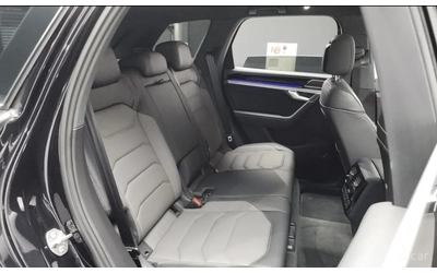 VW Touareg 4.0 V8 TDI / R-line / 360 КАМЕРИ / ПАНОРАМА / FULL - автомобили, коли, обяви за нови и употребявани 13